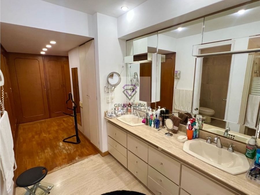 En Venta o Alquiler Apartamento en Los Palos Grandes. Caracas - Chacao - Imagen 22