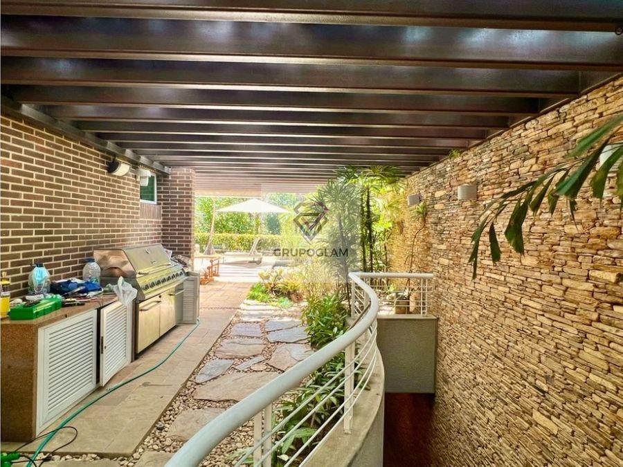 Venta/Alquiler Exclusivo Planta Baja 1156m2 5H 7B 5P Sebucan Norte - Imagen 3